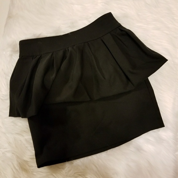Zara skirt - Picture 3 of 8